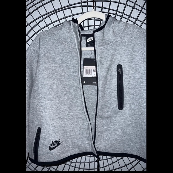 NWT Nike Tech Fleece Full Zip Hoodie XS - Picture 4 of 7